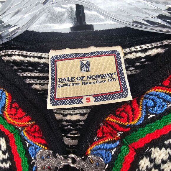 VTG Dale of Norway Wool METAL Clasp Sweater Pullover S FAIR ISLE NORDIC Birdseye - Picture 3 of 14